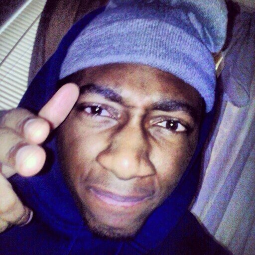 I Beez The Trill Niqqa You Just Followed...POWWW O---('_'Q)