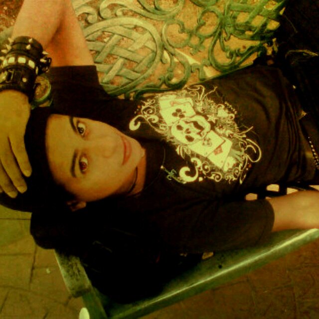 Hablame de música electronica, anime, manga, comic, cosplay, artes ,videogames, Gotic, Emo, Metalic, y mi señor Arceus.
