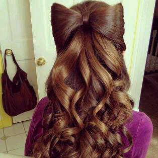 Te cansaste de  buscar a la original @Rosmelys_M pues tiienes suerte! Jaja ps si♥! Si ya sigueme y te sigo☺