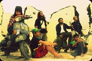 PAROOTS
reggae pasuruan
https://t.co/a27mevAiEf