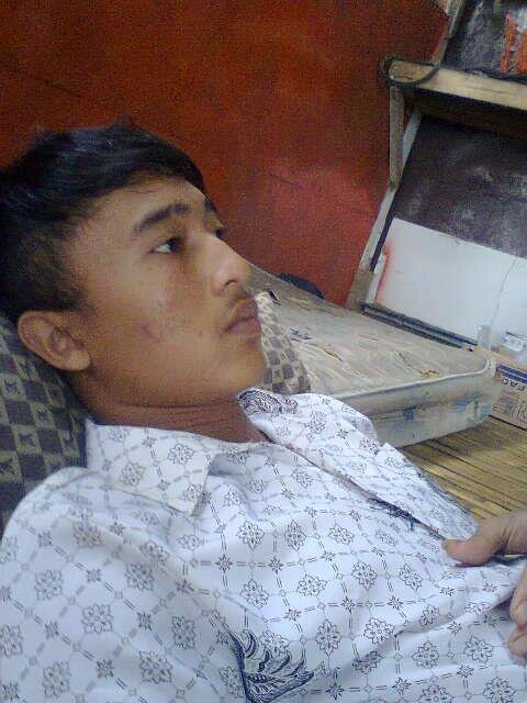 ahyarzzz's profile picture. 