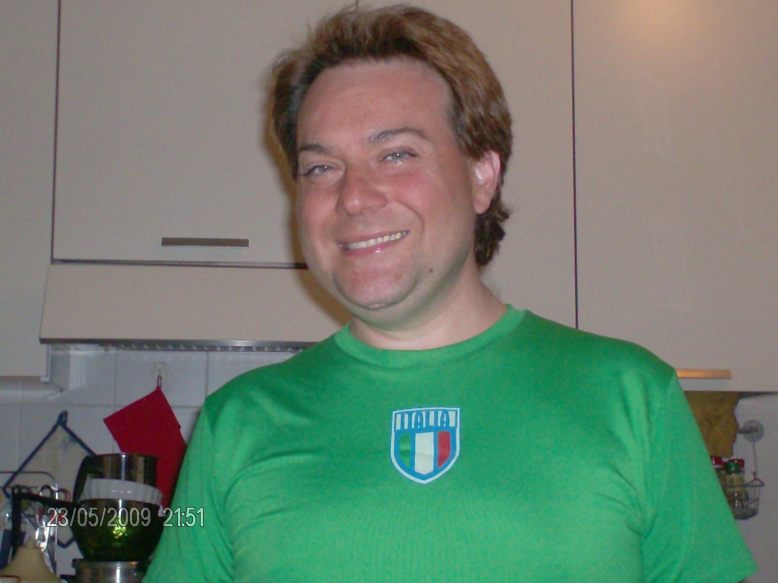 massimofragass2's profile picture. 57 years old from Milan in Italy . I love cinema, music an singing!