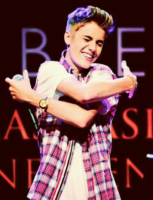 ONE DIRECTION ・JustinBieber・AustinMahonelove.｡.:*♡JustinBieber Believetour10/7⊿1D TMH tour in 幕張メッセ11/3 参戦予定!!!follow me!!!