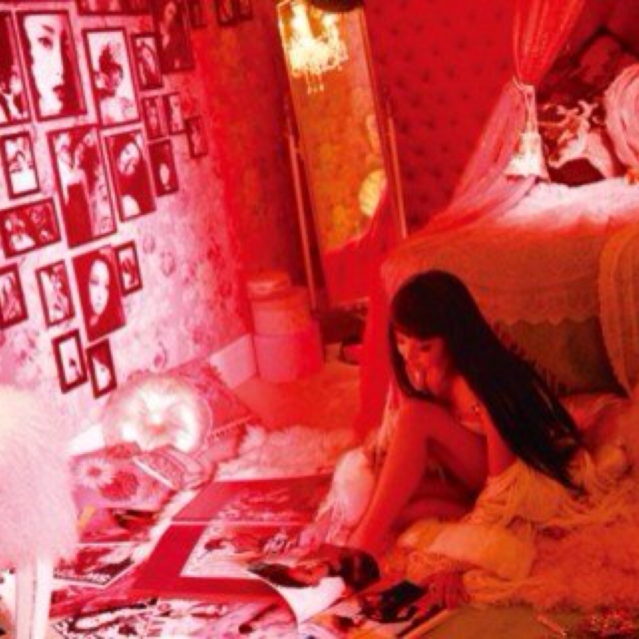 falsity_lip's profile picture. 言葉ではキミをつなげない。