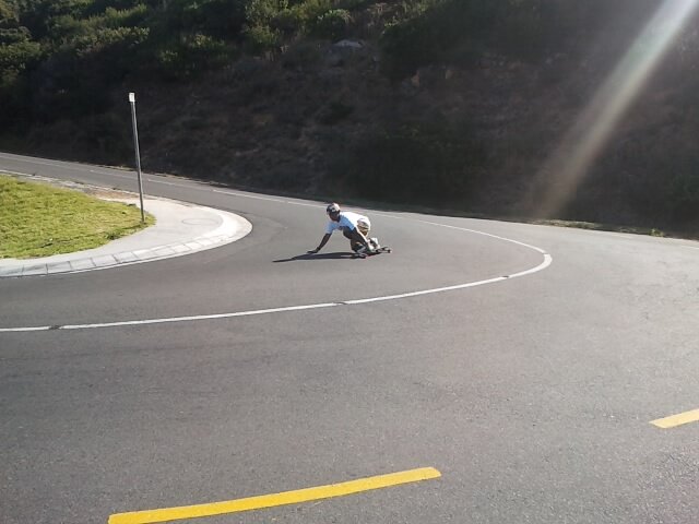 Longboarder #WakeAndSkate  || Longboarding is not just a hobby, its a lifestyle! Rather Bomb hills, and not countries  || Run-The-Trap!!! • 90's KID (òÓړ )