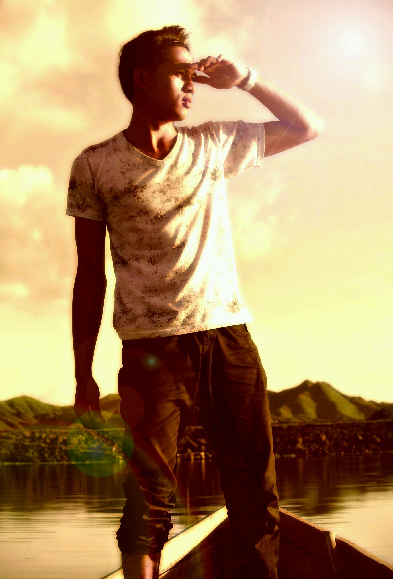 Preacher,A ninja..gamer.. save by grace..dream to be a theologian someday..