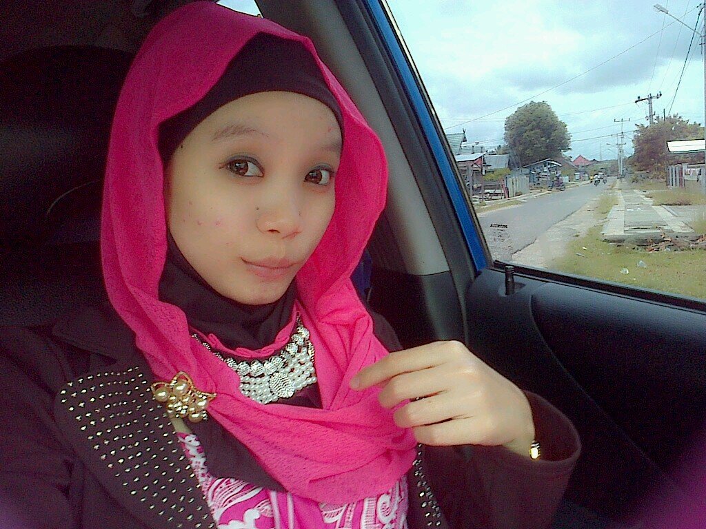 aLindhayahasbu1's profile picture. Kami menjual produk2 kecantikan Original, hairclip, unique stuff, baju, accesories, softlens dll.. Fast respond 25A06782