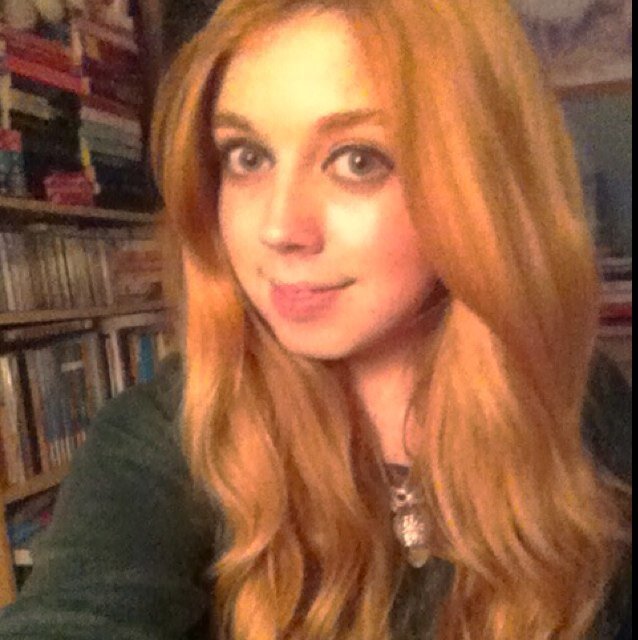 i like music, lazy days and cuddles. oh and american tv shows are my weakness.