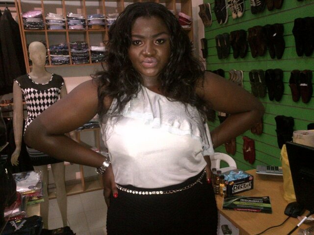 strictly biz...
hair vendor code lover of 
make-up  n
Calabar babe