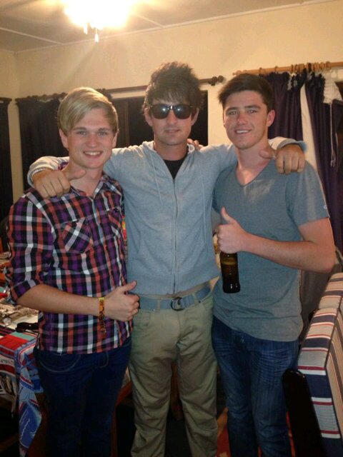 _beertjie7_'s profile picture. GOLF !!! :D...huge Liverpool FC supporter,like to party with my friends.Follow me for a follow back :) 28E8EF86