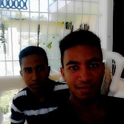 agregame el facebook y whast App 829 568 8981