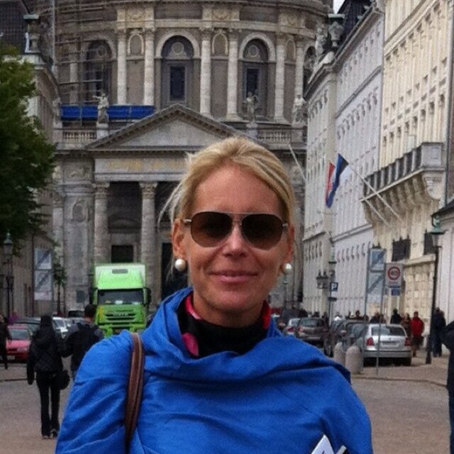 Clean Energy Strategist, Researcher, Globalization Lecturer, Mom, Tennis Enthusiast, #ButFirstCoffee