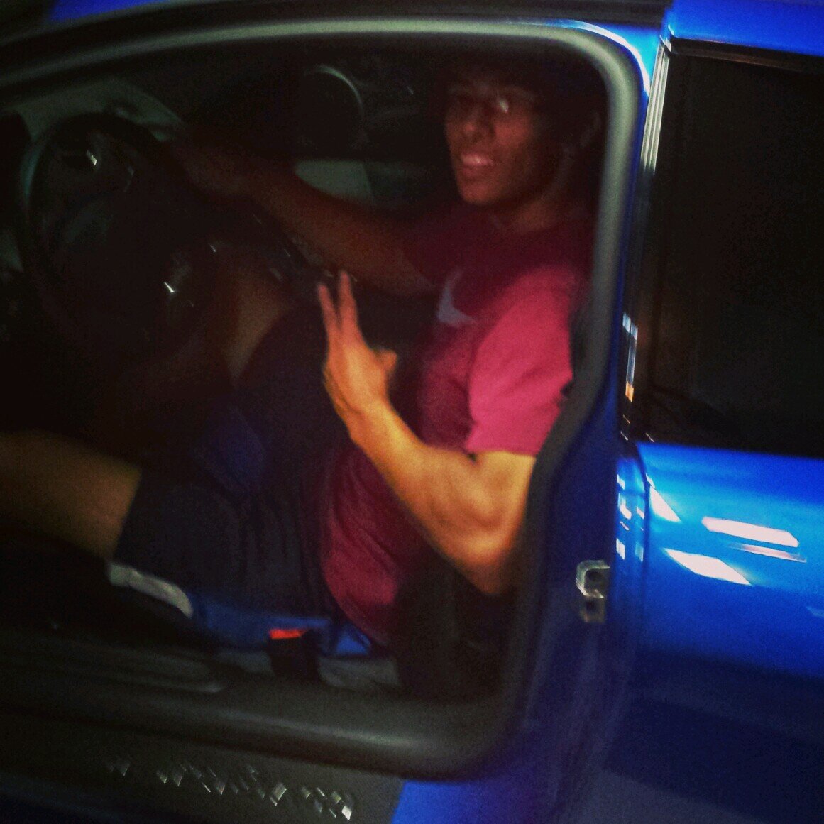 OlsenJandY's profile picture. If your not first your last!