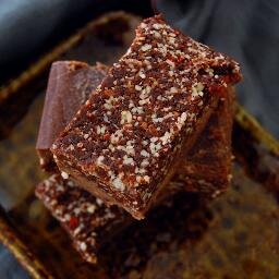 ¿Con ganas de unos deliciosos macarrones franceses? Muy pronto los mejores postres de Bogotá cerca a tu casa.