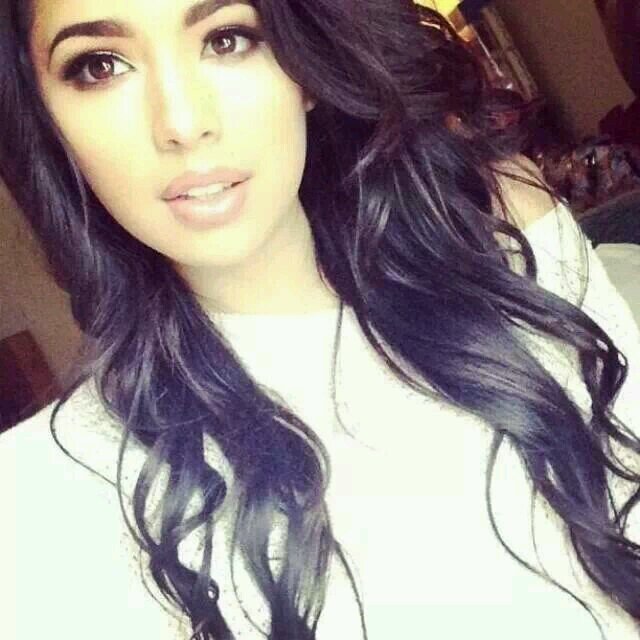 I'm 21 and I'm a sweet person and Birthday February 1 & I worship God & Follow me & I will follow you back #AJLEE #SQJINSU #JahlilBeats #JohnCena #BrieandNicole