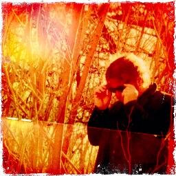 músico, compositor y productor
songwriter, musician , arranger and producer
