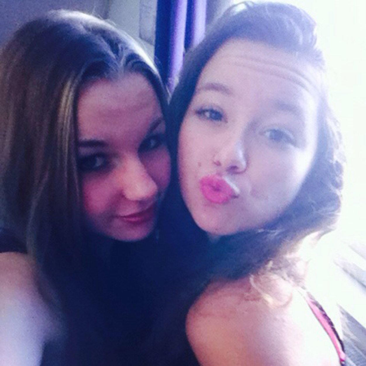 HI ITS ME APHRO ♥ LOVE MY FRIENDS & FAMILY I love to party, shop and having fun xx loveyouall ♥♥♥