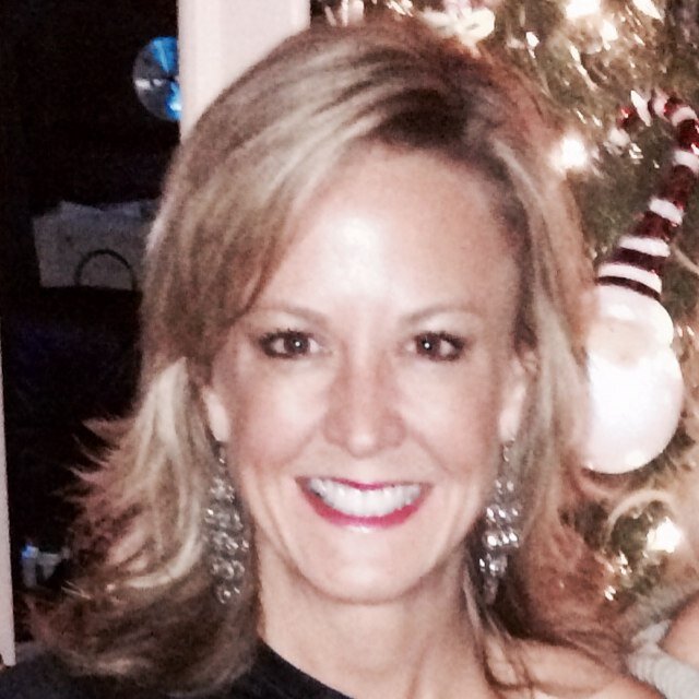 Mom of two kids. Licensed Real Estate Salesperson & Licensed Appraiser. Love the beach & love real estate!
