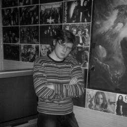 vladsebasta's profile picture. Странно, но вокруг так много интересного.