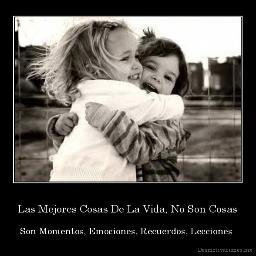 LAS PUTAS AMAS / SIEMPRE CON UNA GRAN SONRISA PARA QUE SE TE CONTAGIE / QUERERLAS SE QUEDA CORTO / THE FUCKERS.