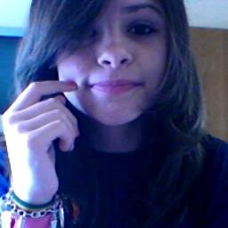 Nunca segure uma lagrimá para mostrar que tem força
...Mais deixe-a rolar para mostrar que tem Sentimentos. TE AMO muito nega pode conta sempre @Jheny
