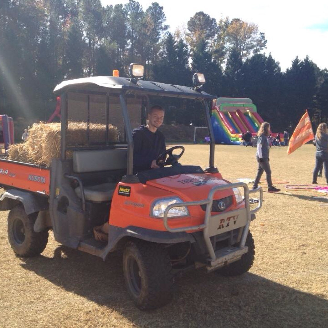 tractorbot89's profile picture. Get your shine on!