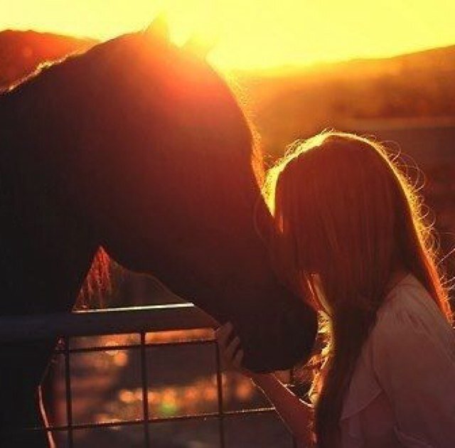 sakulya13's profile picture. 