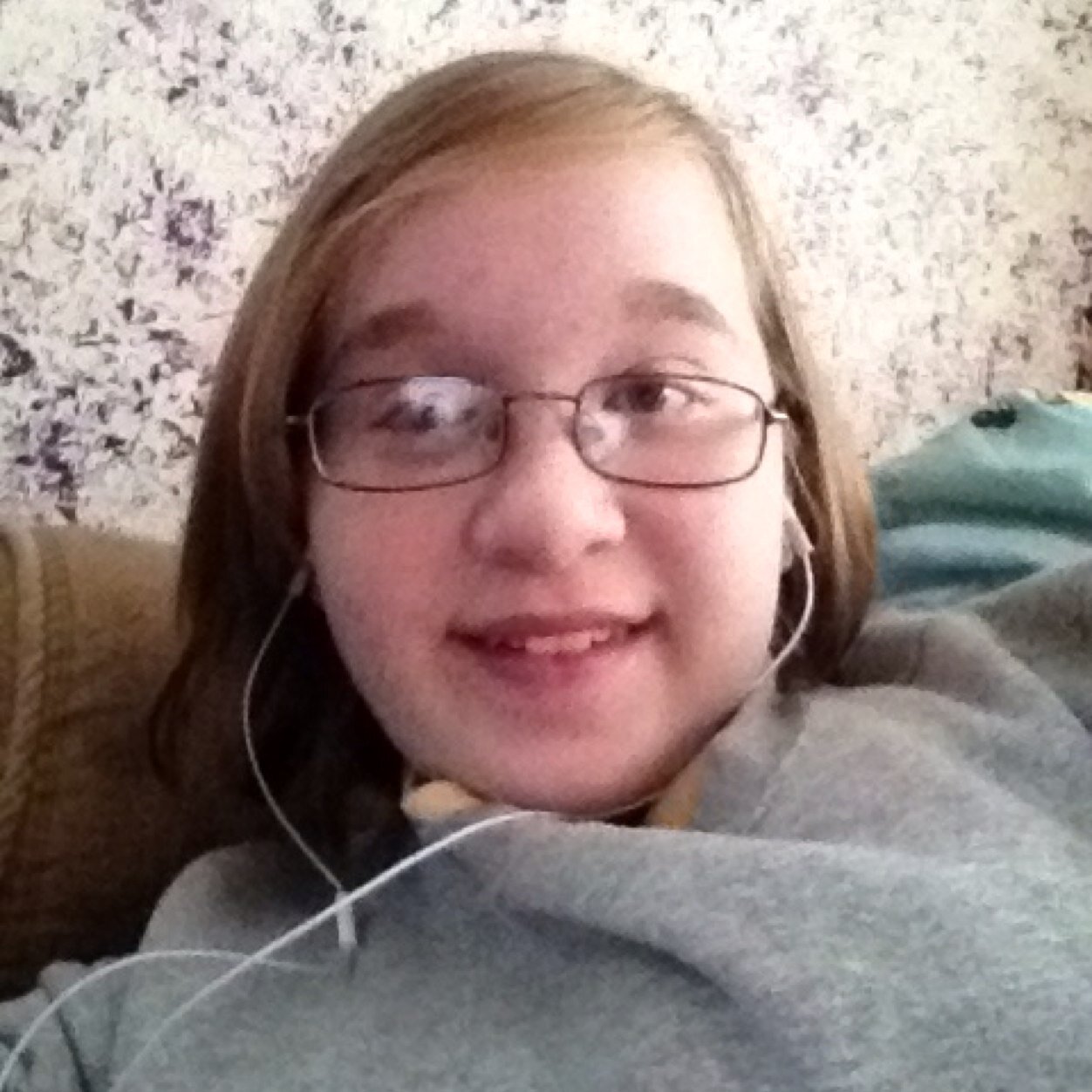 Hey im kaitlyn im almost 13 follow me and I will follow you! A little about me, my favorite color blue, favorite holiday Christmas and thats all bye... 3