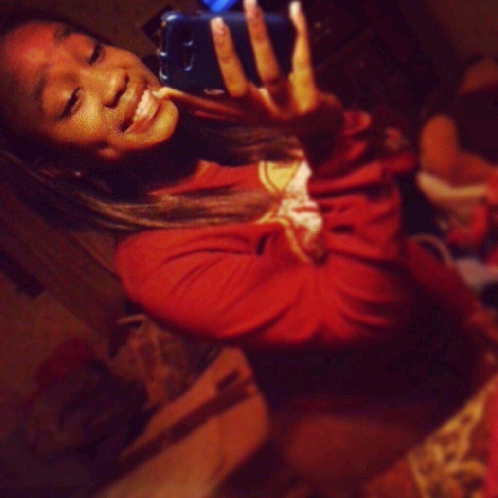 Follow Me I Follow Backk.!...#TeamLibra..^.^ 
IG: Highly_Gorgeous_
Dream.Believe.TurnUp.!
http://t.co/JS3r6Dr7rE…