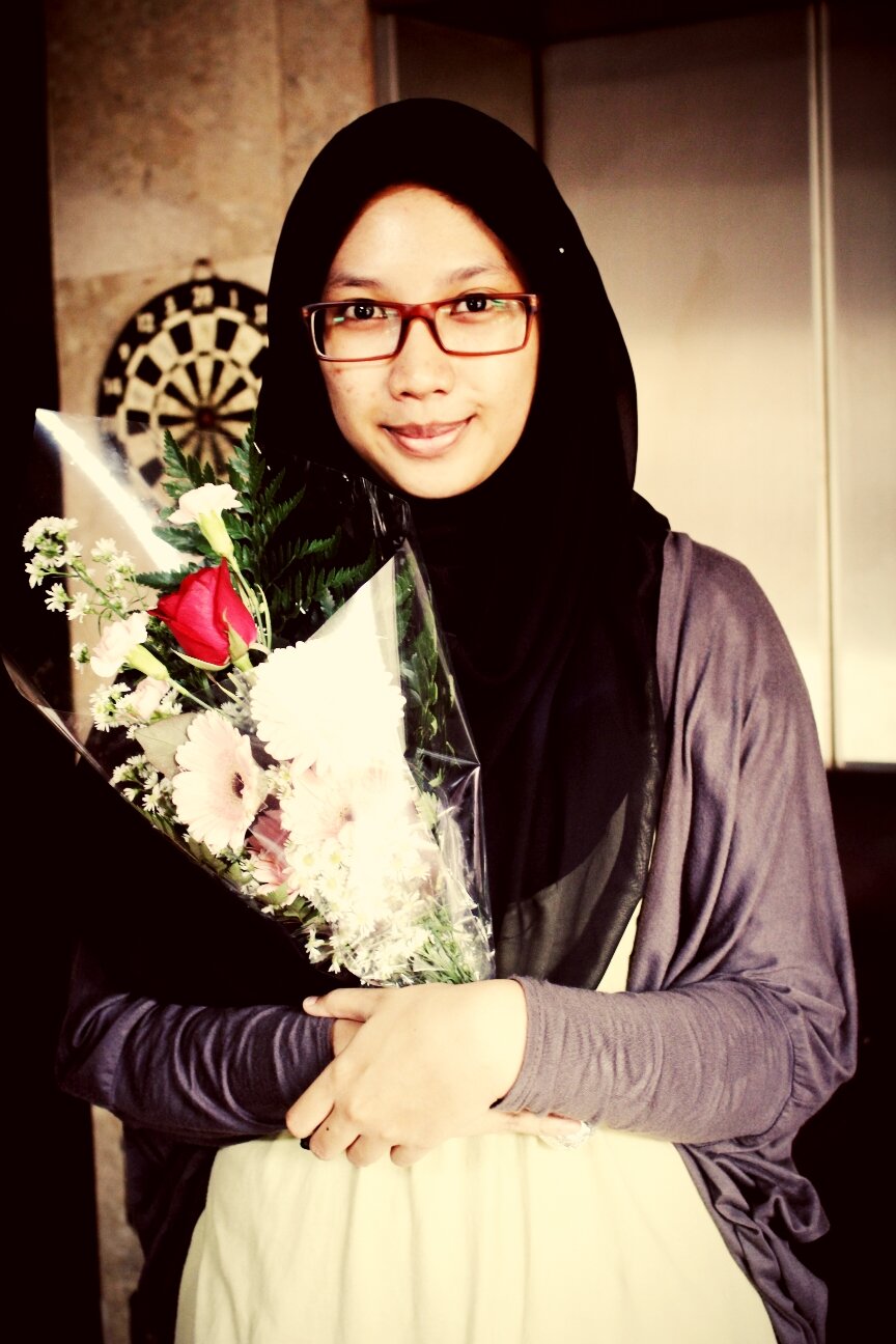 Your future dentist ! | FKG UI 2010 | instagram : nellysuriamah