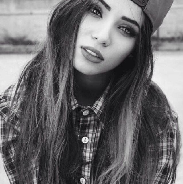 fprnezmaria's profile picture. 