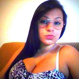 a menina que você julga louca por amar um tal de neymar.


































te amo vida @matheus_lms2 ♥