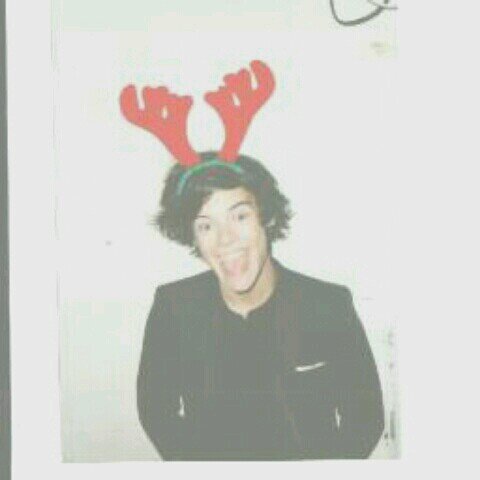 free follow from @capestyles aye ilysm