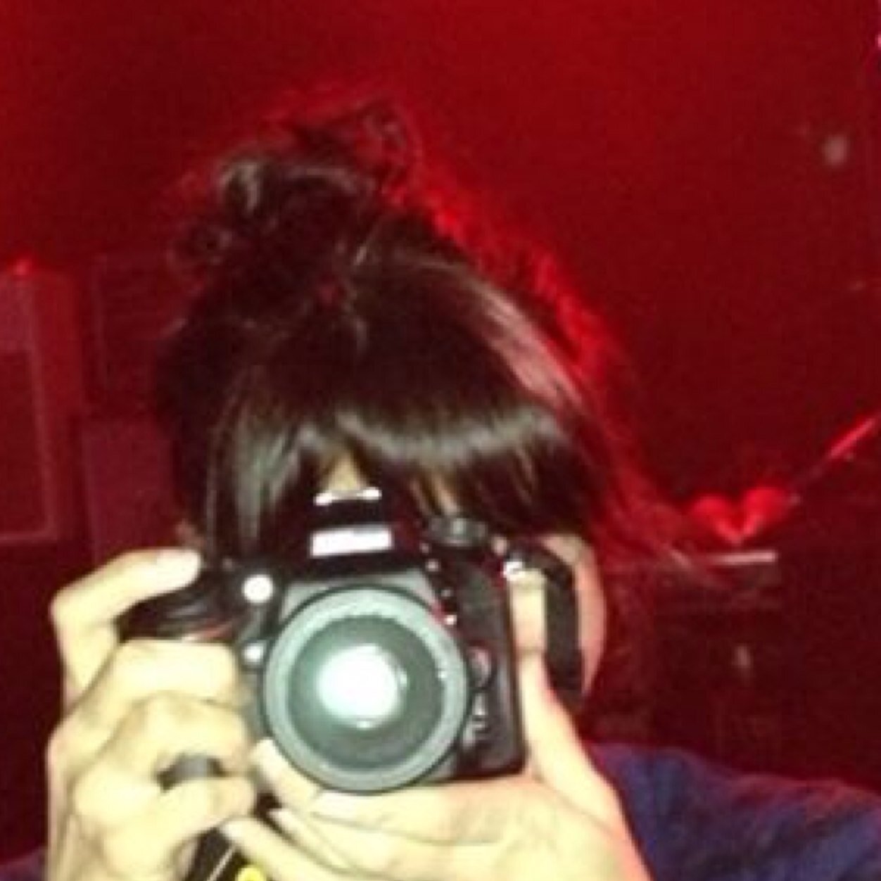 1000WordsByAv's profile picture. Some words, maybe not thousands.  she/her. https://t.co/tkWIsBAKvM