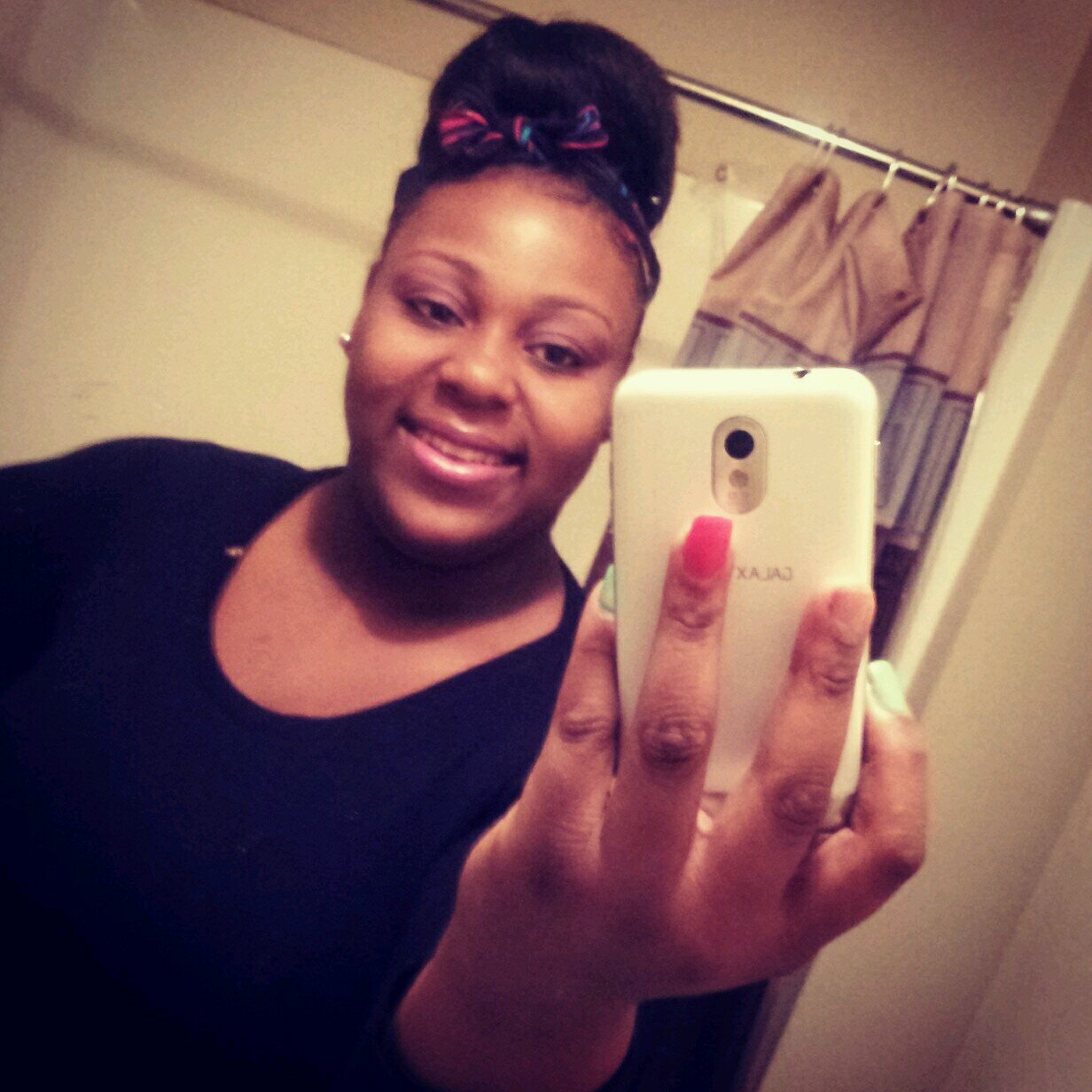 symone014's profile picture. Im a happy Senior who is in love with Demetrell Keyes!!! If u not talking bout money... den u aint talking bout shit!!!!! Boss status!! kbye