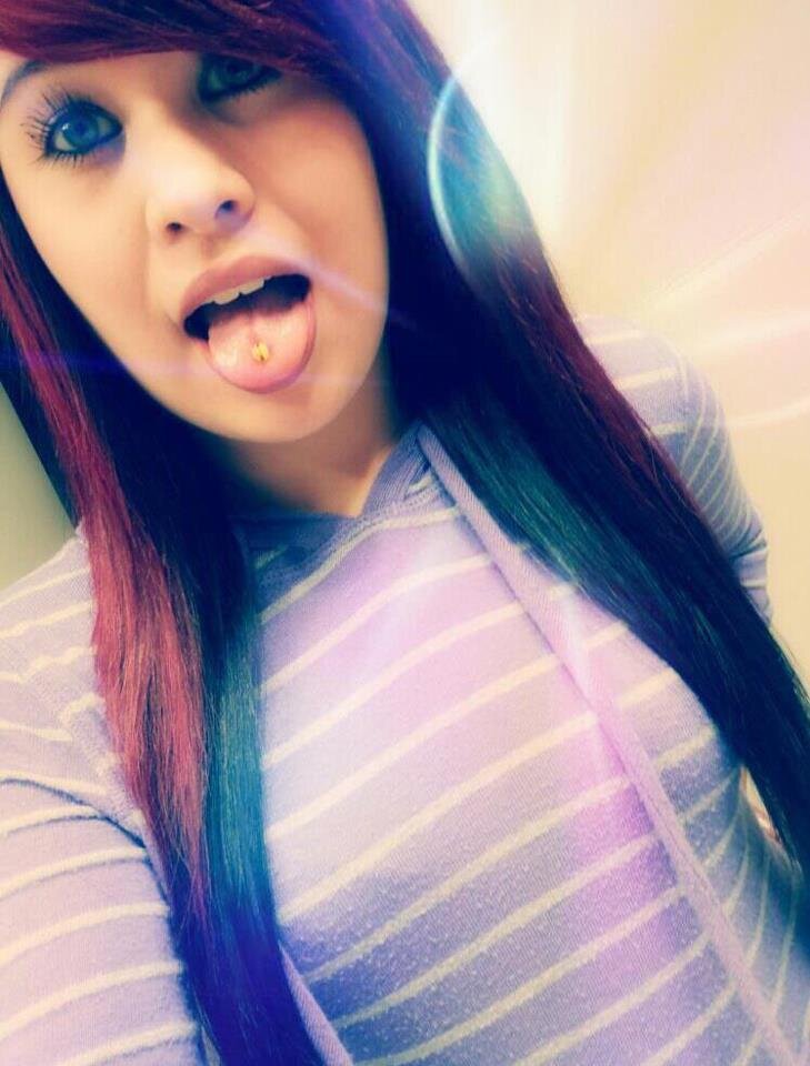 That moment when you hear someone call your bestfriend their bestfriend and you're like... Ummmmm, no bitch.