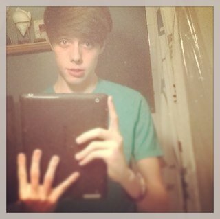 slapehdehbass96's profile picture. 