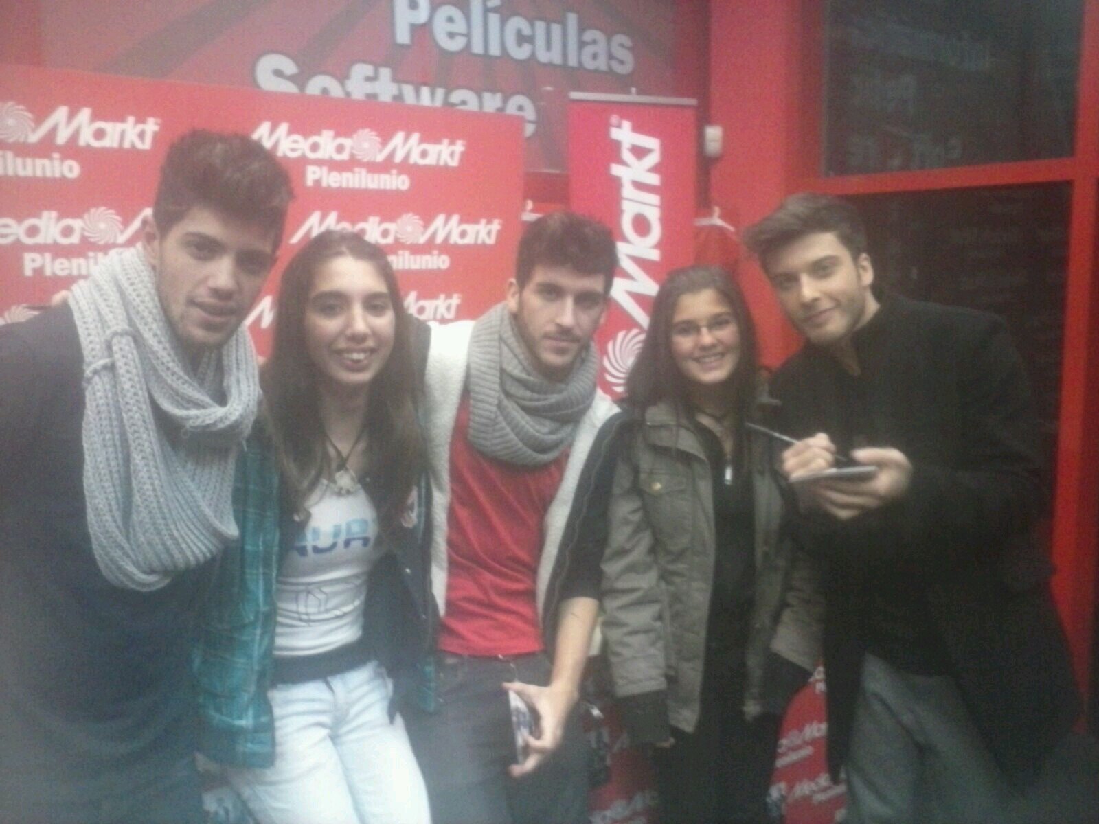 paulabelmans03's profile picture. una loka de auryn los amo cinco chicos , cinco voces ,mis vinco heroes . Danfo guerra desde el 2000 MEJOR AMIGAA 25