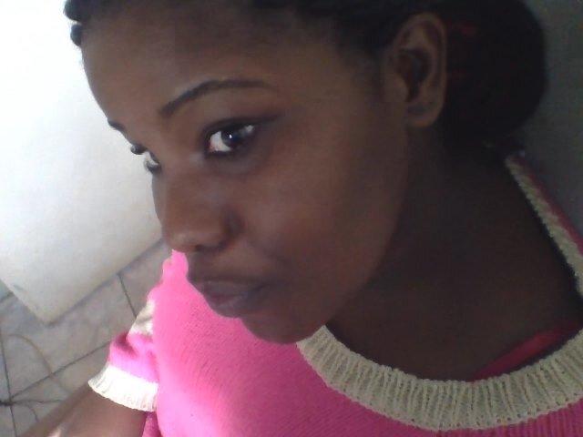 I'm a very fun and lovin person! I mean, what's not to love about me???! *Im awesome*