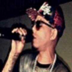 Te Amarei De Janeiro a Janeiro , Até O Mundo Acabar ♪
Eterno Príncipe..  Since:17/07/2013 Adm: Carol