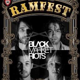 Big smile, big love for good music, maths, trees and stuff that doesn't exist. Random complacent loner. Plays some guit in CPT rock band @bmrband. #SupportLocal