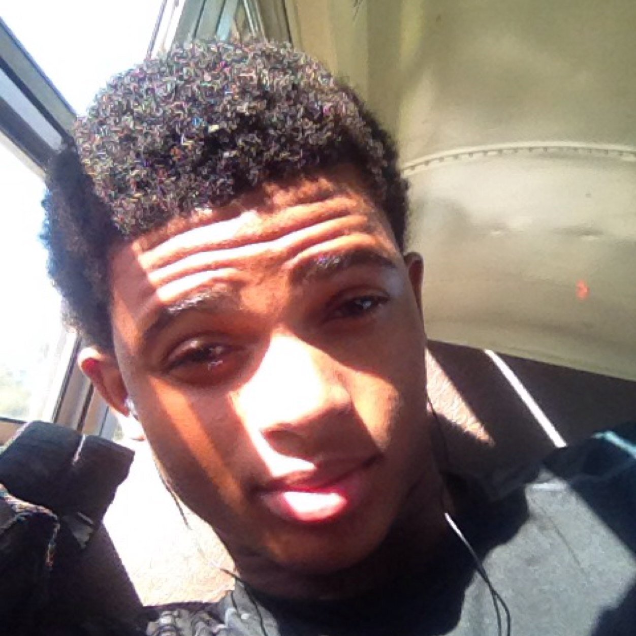 astronaut_boy32's profile picture. 