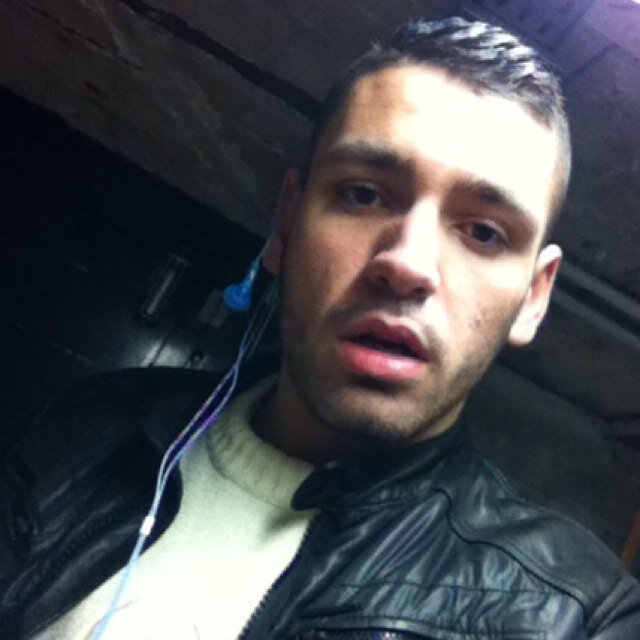 kheylil's profile picture. http://t.co/9Op5g7nYW0… #TeamIslam #TeamBlackBerry #TeamBentley #TeamAlgerie #TeamBooba