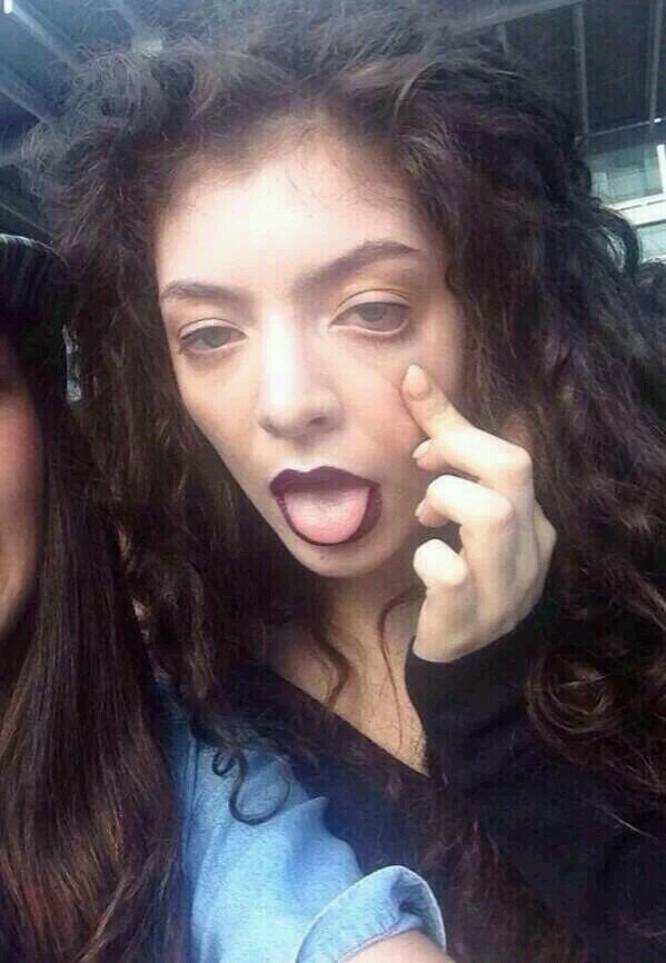 praiselorde's profile picture. Praise The Lorde.                                                      Pure Heroine ♥                                                I praise the Lorde daily.