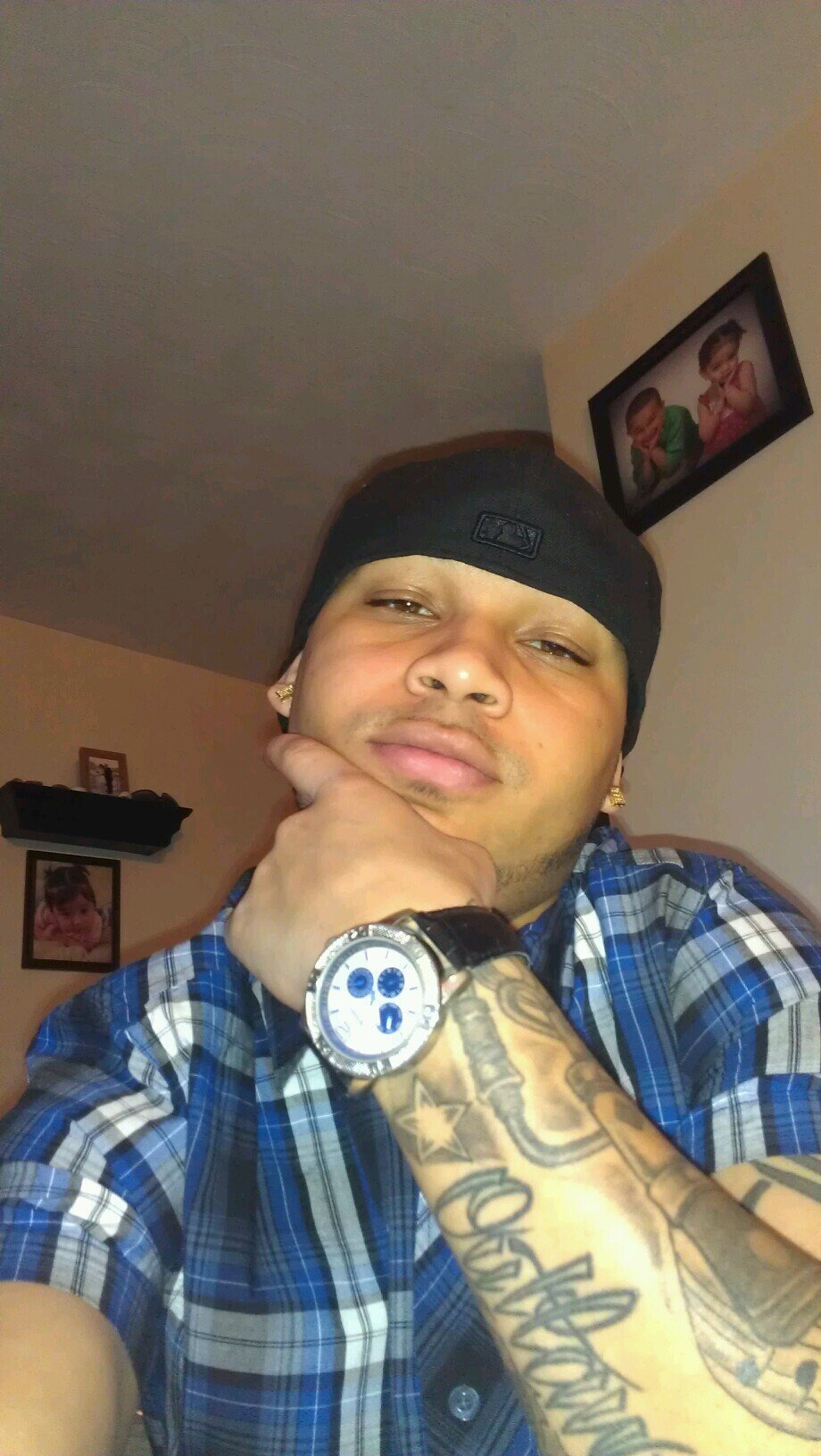 swichiz18's profile picture. 