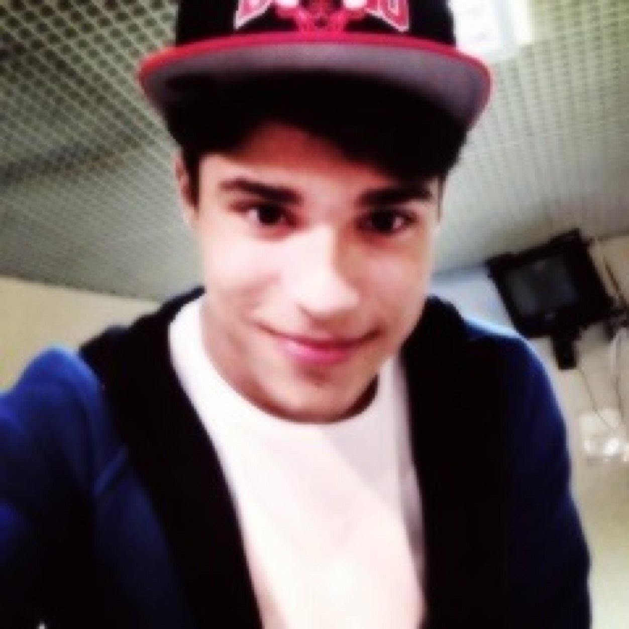 flypniner's profile picture. do posto 9 para o mundo