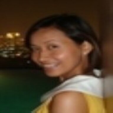 Tina Bradley is an autor, women's isues journalist, mother & wife who loves celebrating all things Zen, elegant & feminine.