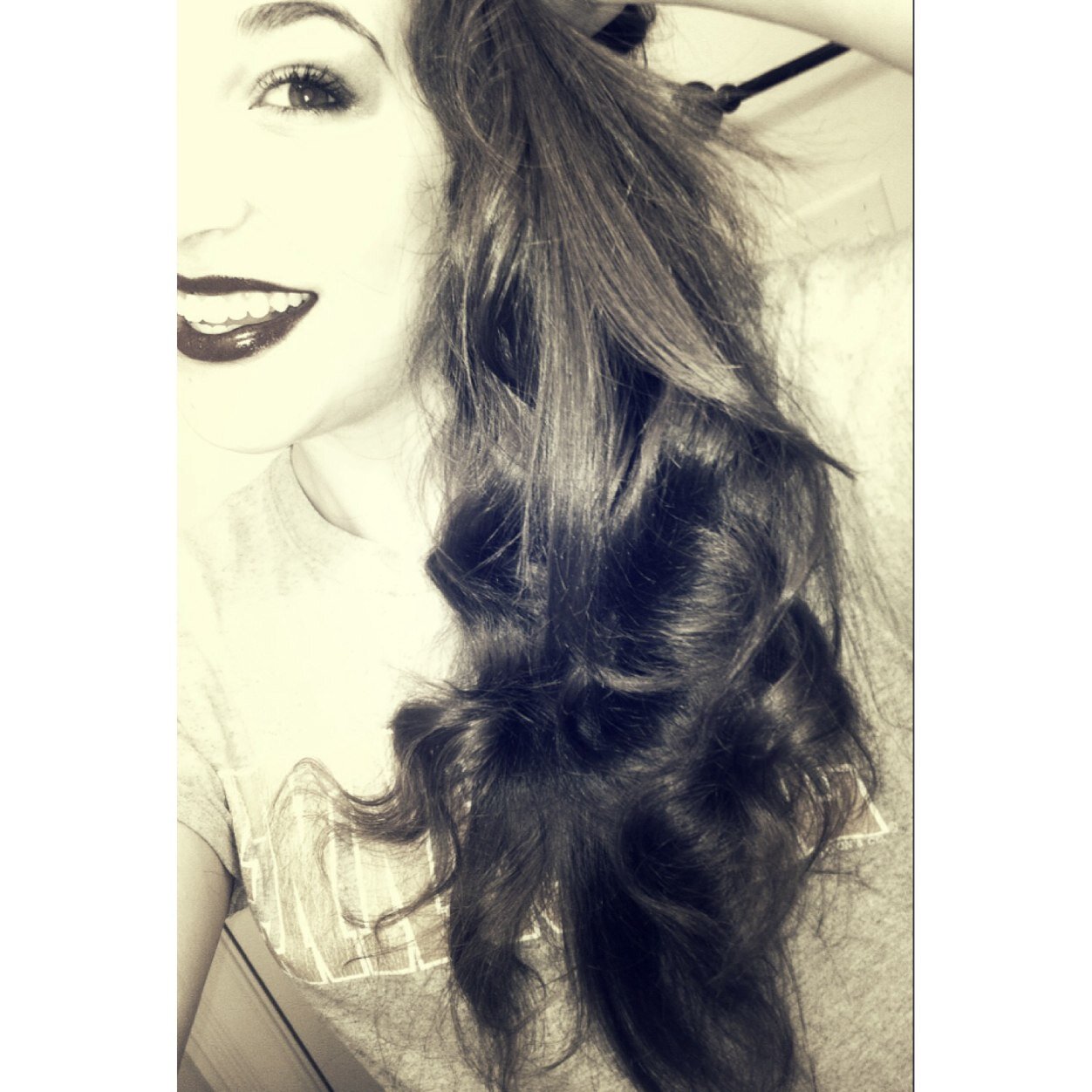 •IE Emerald•Zville Sophomore•Fins Up•