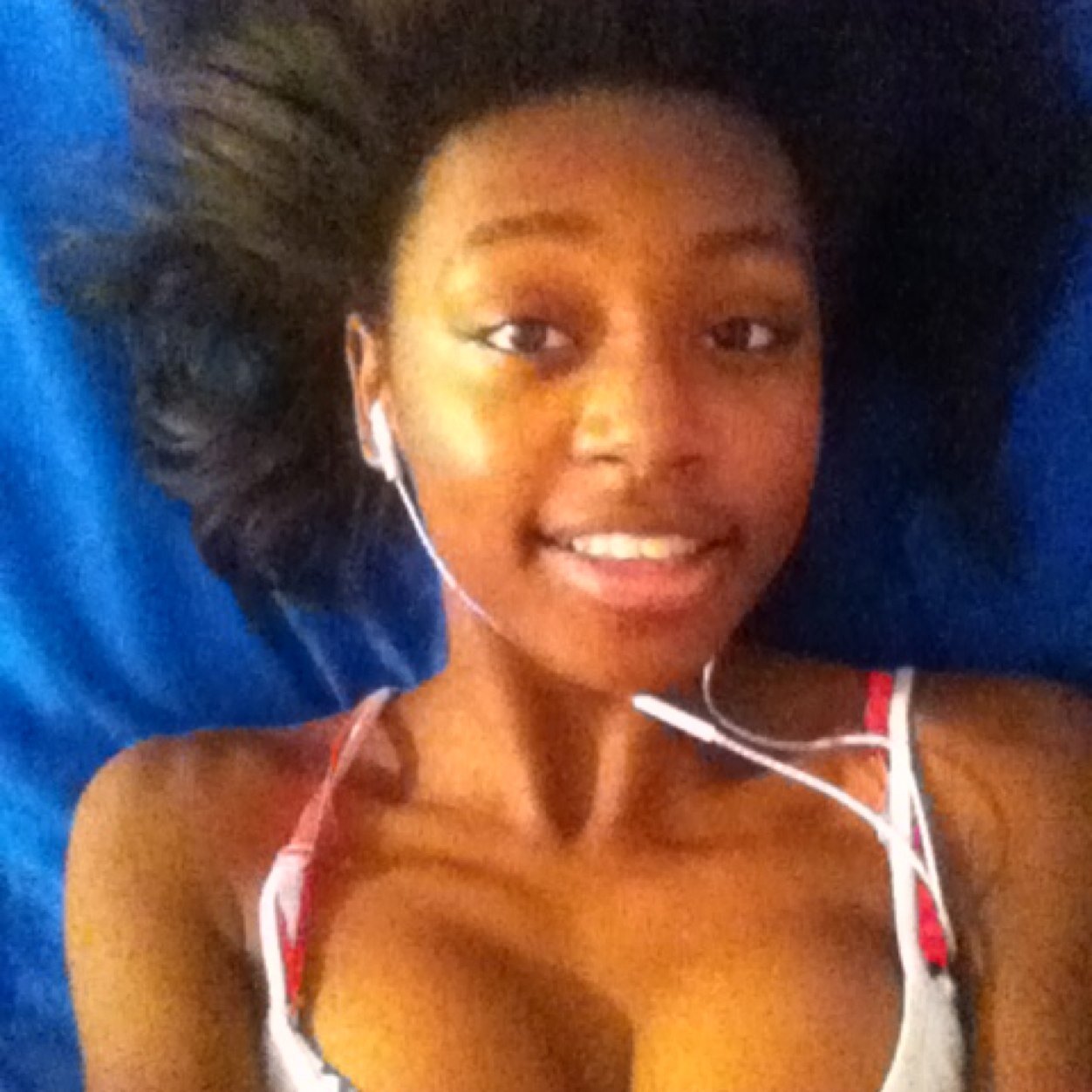 ♡ I asked god to protect me & my friends. Next day I started losing them(: Trust & Love No one ! Follow my other page @SayVonnax2__