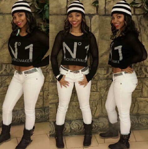 Insta : @OfficialSweetie Follow Me For A Follow Back Hehee Thanks